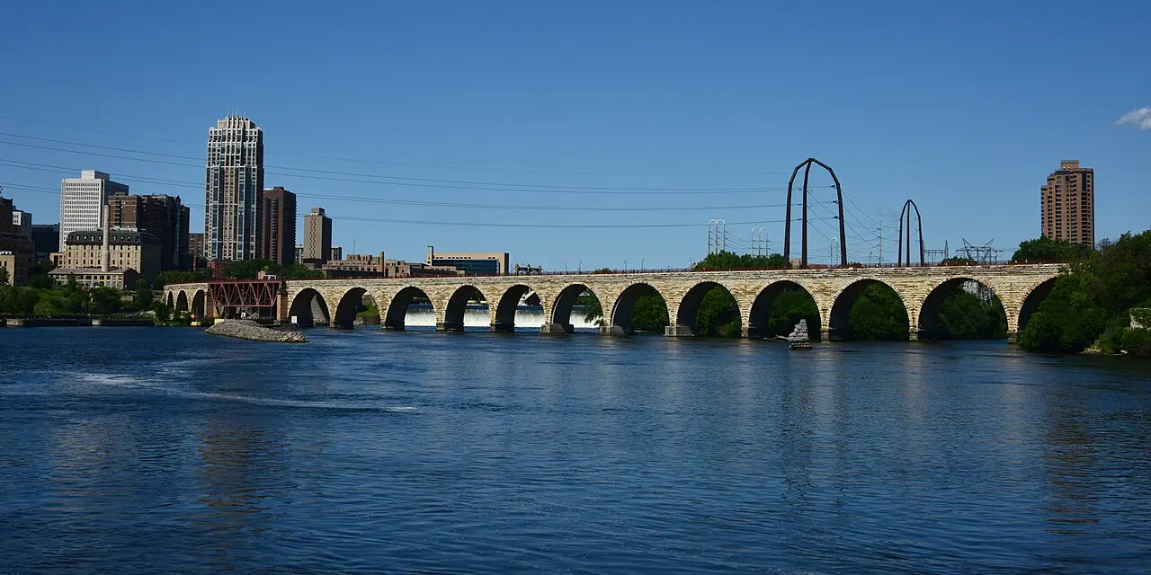 The historic Stone Arch Bridge crossing the Mississippi River in Minneapolis
