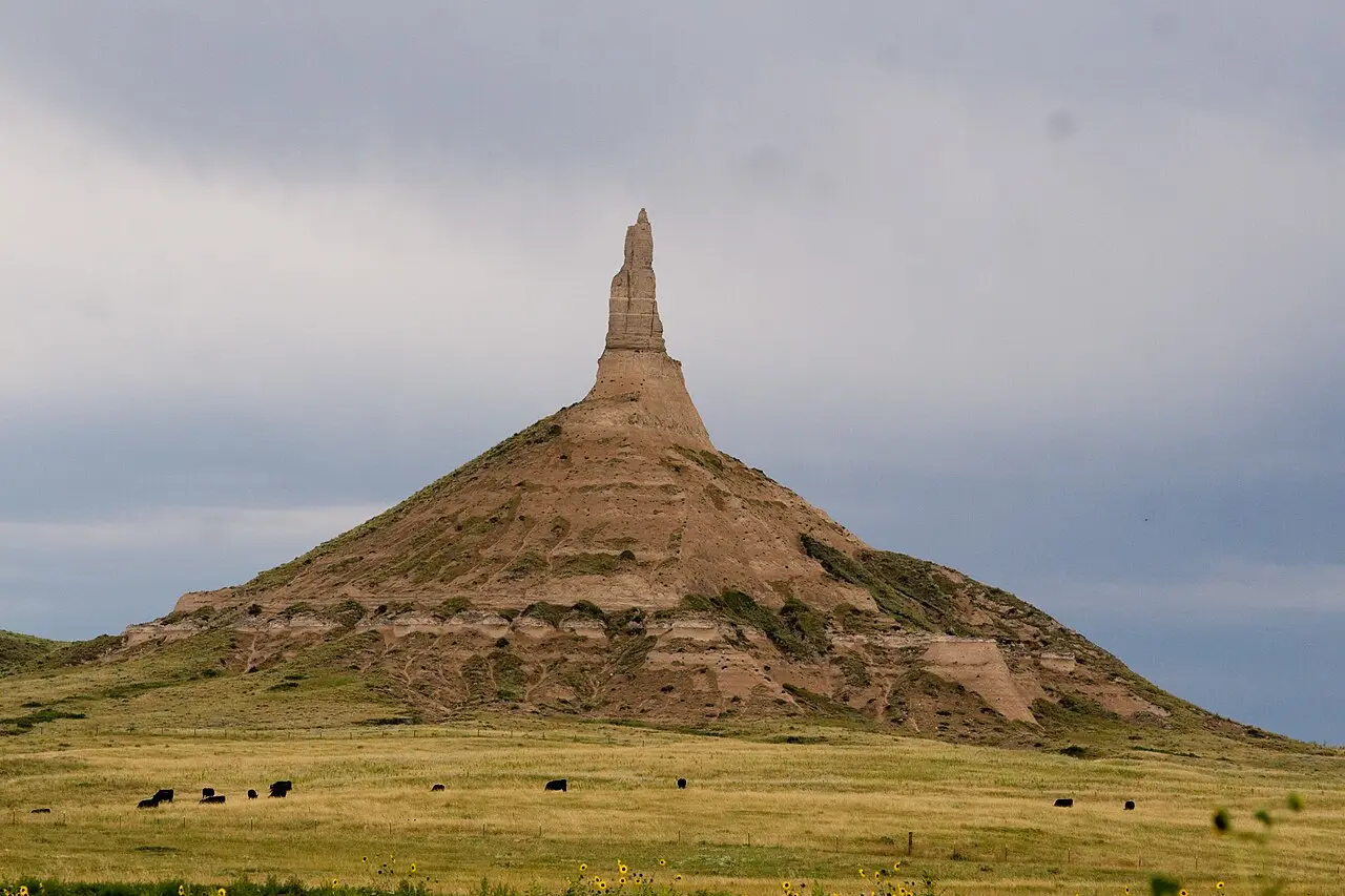 Chimney Rock rising above the North Platte valley in western Nebraska