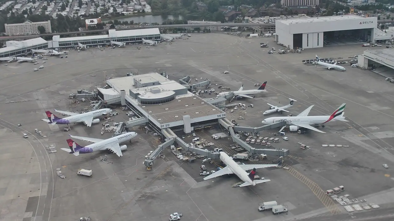 Aerial view of the international terminal complex at Seattle-Tacoma International Airport