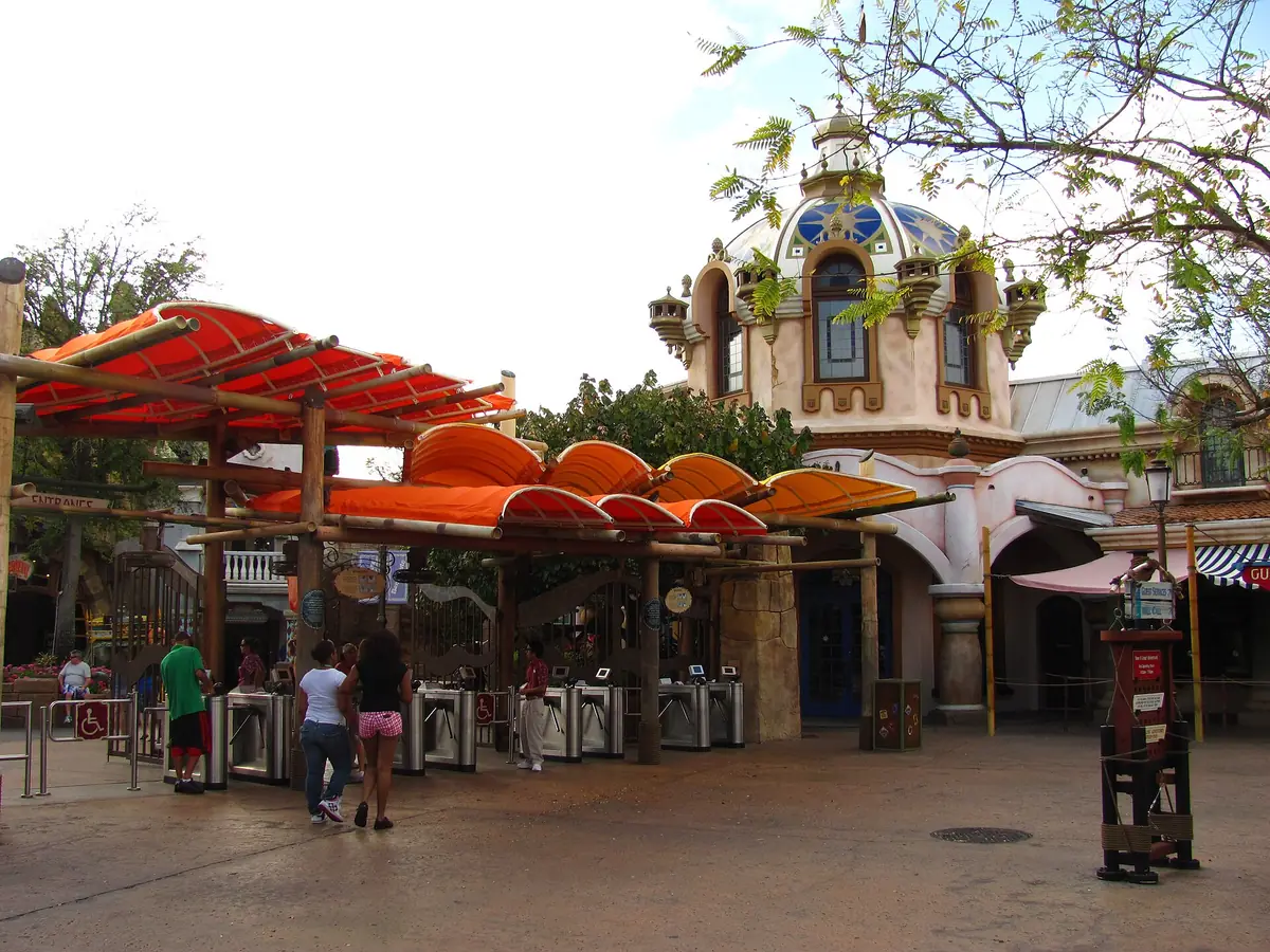 The lighthouse and arched stone entrance of Universal Islands of Adventure