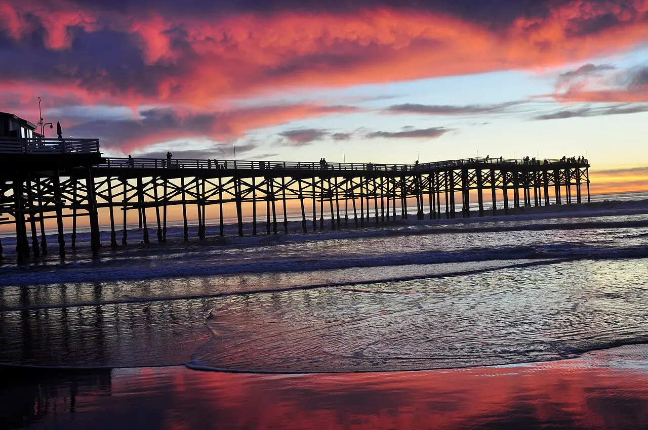 Crystal Pier at sunset in Pacific Beach, San Diego