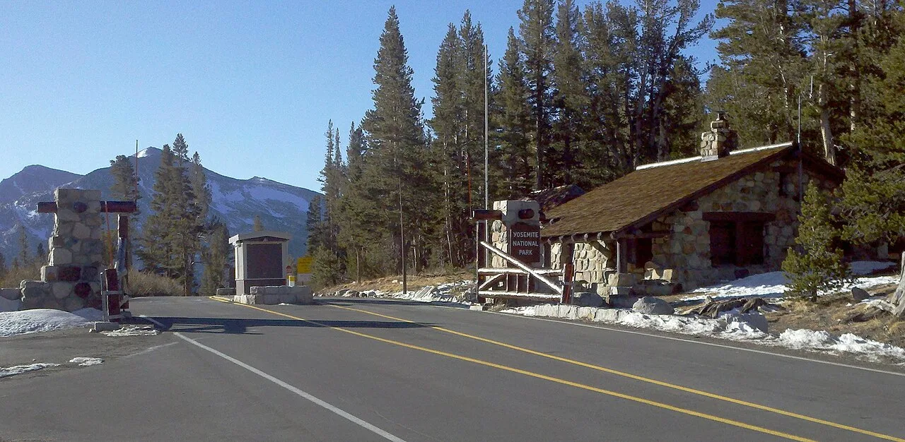 The entry station booth at the Tioga Pass entrance to Yosemite National Park